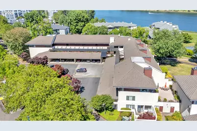 5150 S Landing Dr #101B2, Portland, OR 97239 - Photo 1