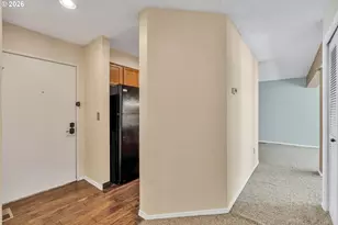 5150 S Landing Dr, Portland, OR 97239 - Photo 5