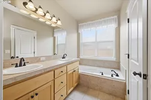 1264 S 41st Pl, Springfield, OR 97478 - Photo 29