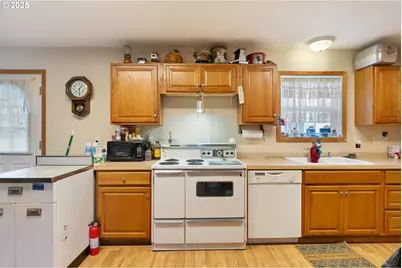 3607 SE 130th Ave, Portland, OR 97236 - Photo 25