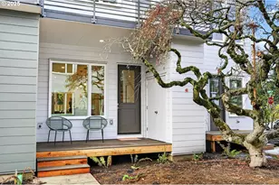 7256 NE Going St, Portland, OR 97218 - Photo 3