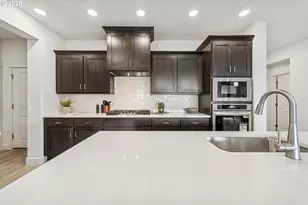 15114 SW Flatcreek Ln, Tigard, OR 97224 - Photo 5