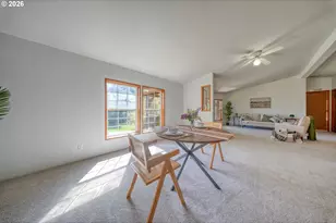 22 Ramsay Ln, White Salmon, WA 98672 - Photo 5