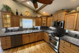 31601 SE Lawrence Rd, Estacada, OR 97023 - Photo 9