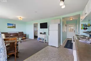 269 S Pacific St, Rockaway Beach, OR 97136 - Photo 13
