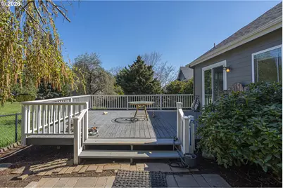 819 Hazeltine Ave SE, Salem, OR 97306 - Photo 45