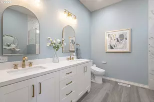 819 Hazeltine Ave SE, Salem, OR 97306 - Photo 15