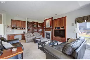 2609 NW Cascade St, Camas, WA 98607 - Photo 7