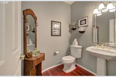 2609 NW Cascade St, Camas, WA 98607 - Photo 13