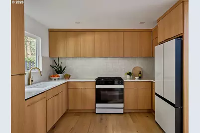 16625 Astor Ave, Lake Oswego, OR 97035 - Photo 9