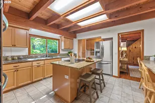 6225 SW Nevada Ct, Portland, OR 97219 - Photo 17