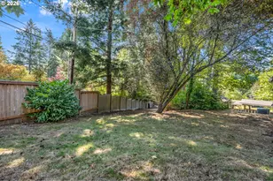6225 SW Nevada Ct, Portland, OR 97219 - Photo 43