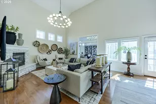 439 Covey Ln, Eugene, OR 97401 - Photo 3