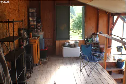 3685 Windy Creek Rd, Glendale, OR 97442 - Photo 13