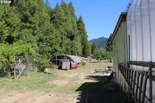 3685 Windy Creek Rd, Glendale, OR 97442 - Photo 25