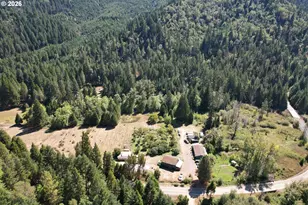 3685 Windy Creek Rd, Glendale, OR 97442 - Photo 41