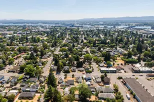 709 W Fourth Plain Blvd, Vancouver, WA 98660 - Photo 33