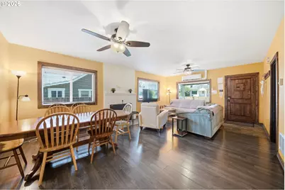 709 W Fourth Plain Blvd, Vancouver, WA 98660 - Photo 5
