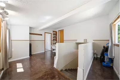 709 W Fourth Plain Blvd, Vancouver, WA 98660 - Photo 17
