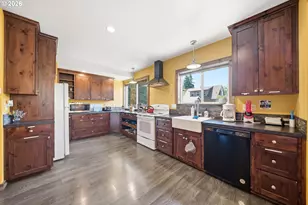 709 W Fourth Plain Blvd, Vancouver, WA 98660 - Photo 9