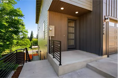 2902 E McLoughlin Blvd #1, Vancouver, WA 98661 - Photo 13