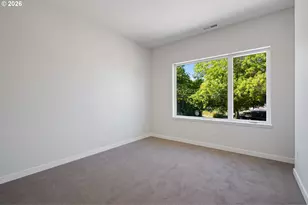 2902 E McLoughlin Blvd, Vancouver, WA 98661 - Photo 29