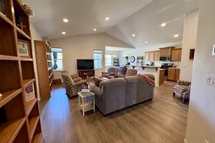 418 Memory Ln, Brookings, OR 97415 - Photo 9