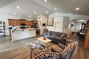 418 Memory Ln, Brookings, OR 97415 - Photo 7