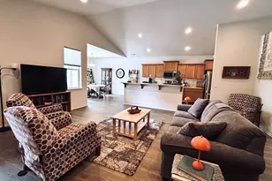 418 Memory Ln, Brookings, OR 97415 - Photo 9