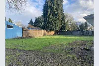 2055 Devos St, Eugene, OR 97402 - Photo 9