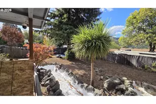 303 Walnut St, Myrtle Creek, OR 97457 - Photo 25