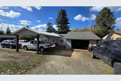 303 Walnut St, Myrtle Creek, OR 97457 - Photo 3