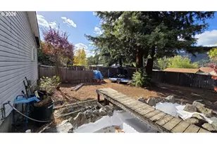 303 Walnut St, Myrtle Creek, OR 97457 - Photo 19