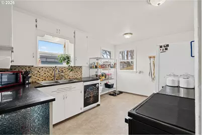 235 NW Butte Dr, Hermiston, OR 97838 - Photo 7