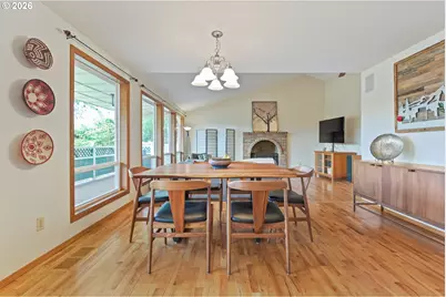 15560 SW Hearth Ct, Beaverton, OR 97007 - Photo 9