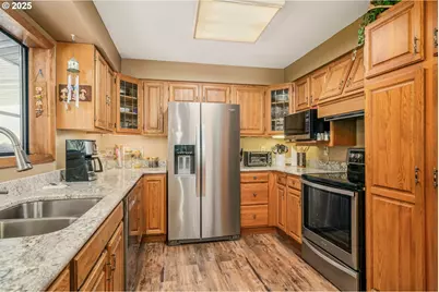 11046 Winstanley Dr, Lyons, OR 97358 - Photo 11