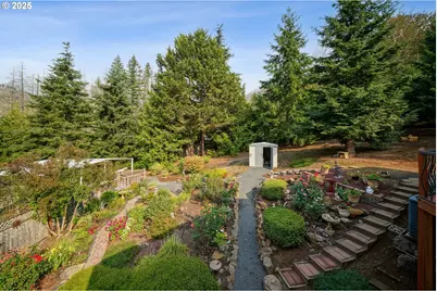 11046 Winstanley Dr, Lyons, OR 97358 - Photo 3