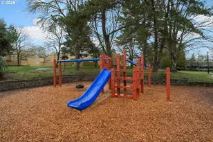 1718 NW Midlake Ln, Beaverton, OR 97006 - Photo 37