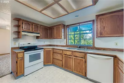 19595 S Fischers Mill Rd, Oregon City, OR 97045 - Photo 15