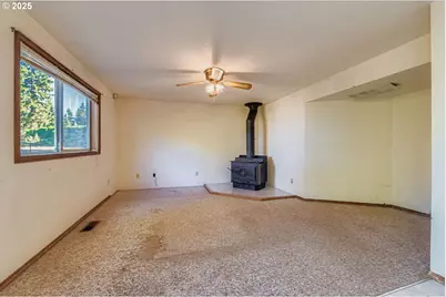 19595 S Fischers Mill Rd, Oregon City, OR 97045 - Photo 17