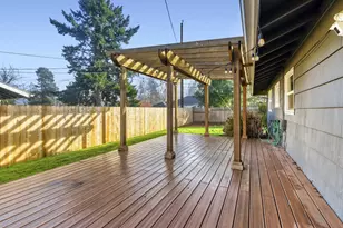 6155 N Hudson St, Portland, OR 97203 - Photo 21