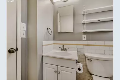 6155 N Hudson St, Portland, OR 97203 - Photo 19