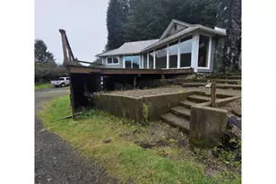4410 E Alsea Hwy, Waldport, OR 97394 - Photo 17