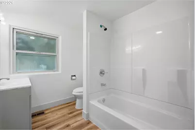 1350 SE 117th Ave, Portland, OR 97216 - Photo 23