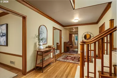 5040 SW Hilltop Ln, Portland, OR 97221 - Photo 13