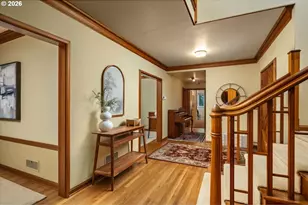 5040 SW Hilltop Ln, Portland, OR 97221 - Photo 13