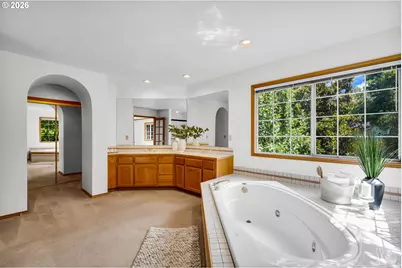 5504 Westfield Ct, Lake Oswego, OR 97035 - Photo 27