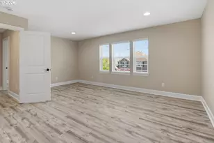 5832 NW Bannister Dr, Portland, OR 97229 - Photo 31