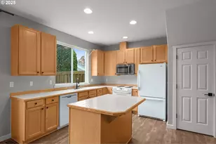 3255 SW 179th Terrace, Beaverton, OR 97003 - Photo 13