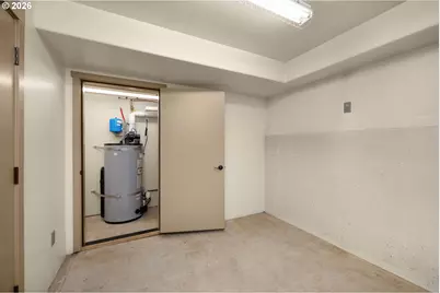 1912 NE 48th Way, Hillsboro, OR 97124 - Photo 35